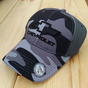 🎈2/$15 - BNWT Camo Chevrolet Baseball Cap